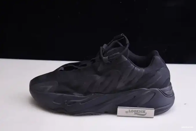 Black 700 Adidas Triple FV4440 MNVN Boost Yeezy 0519